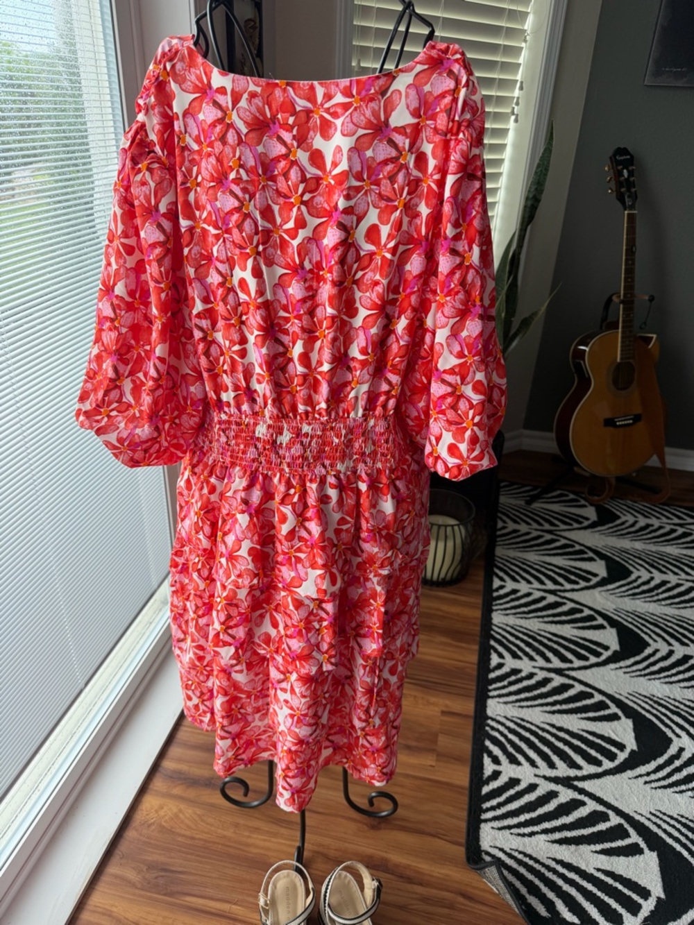 Floral V-Neck Ruffle Tiered Dress in Red - Picture 11 of 12